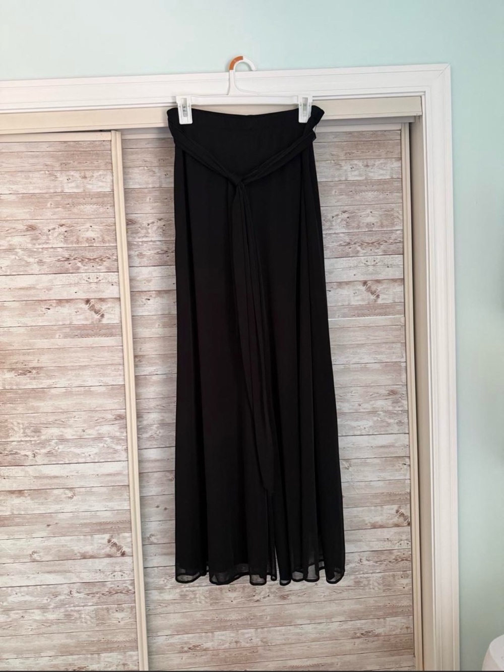 Dressbarn Wide-Leg Chiffon Palazzo Pants - Picture 2 of 5